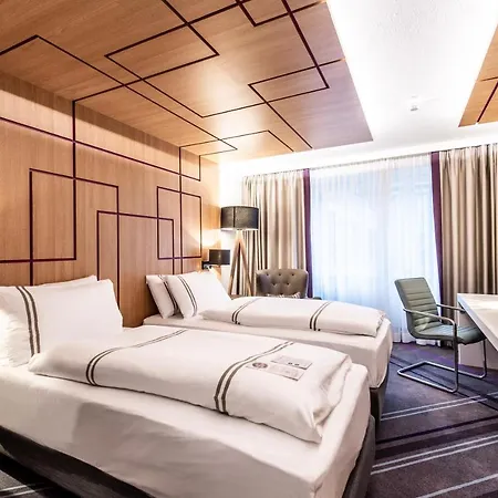 Premier Centre Szálloda 3*